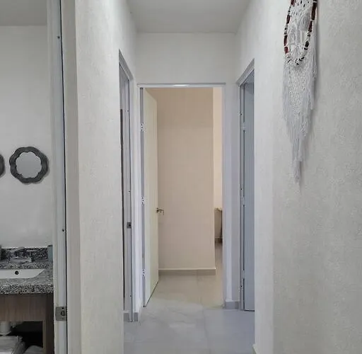 New 3 Bedrooms 2 Bathrooms Fully Equipped At ! Apartment *